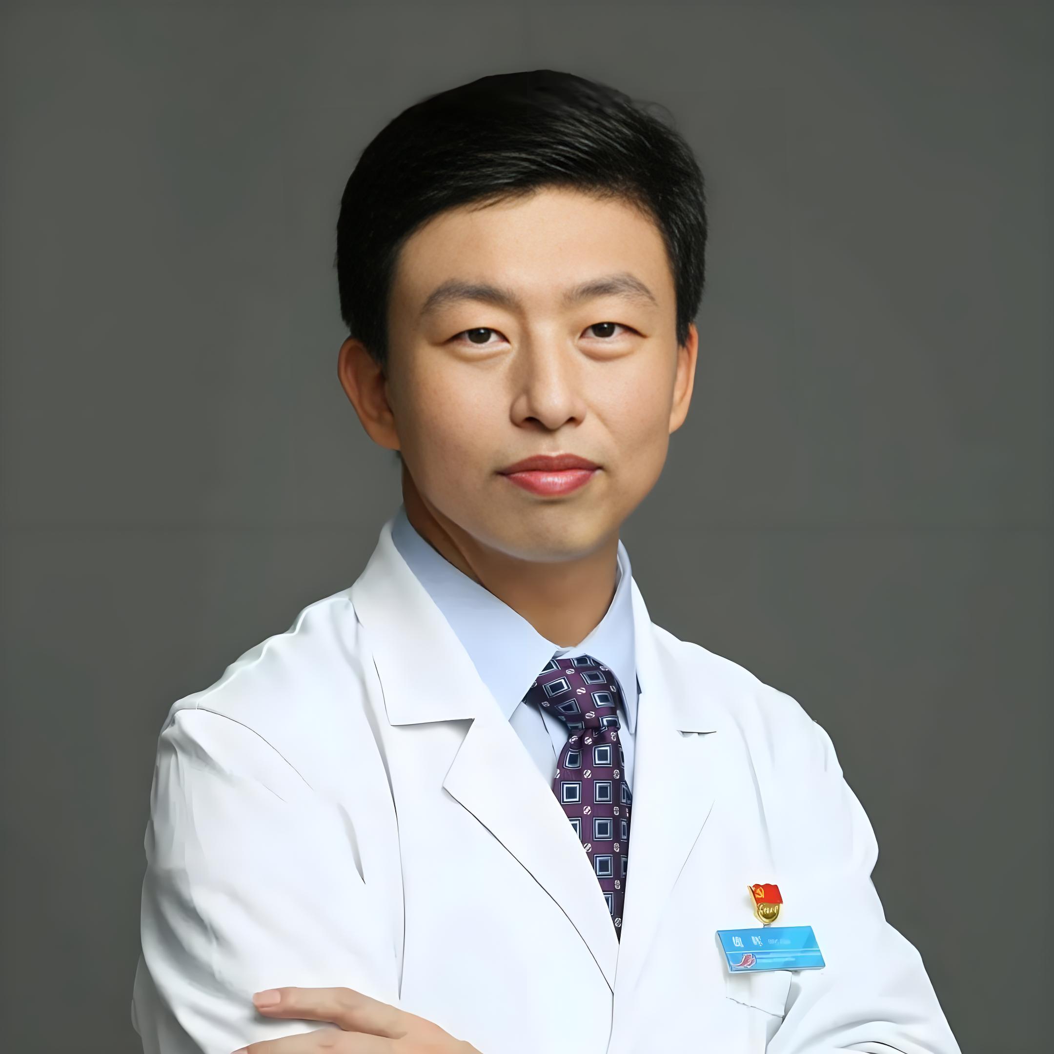 魏辉教授：聚焦急性髓系白血病不良预后突变患者的治疗进展与防控策略丨2025 CACA西南整合肿瘤学大会'