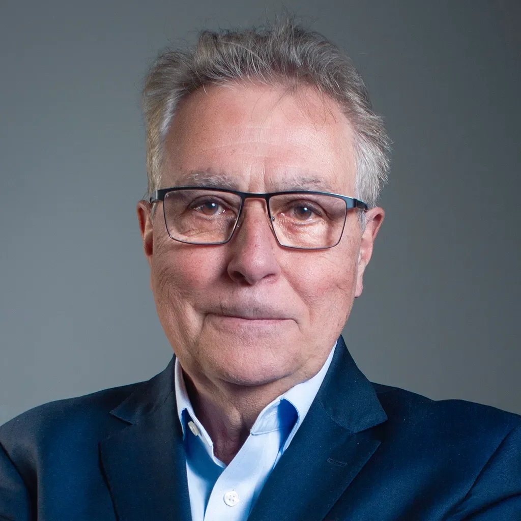 Alejandro Madrigal教授：拉丁美洲CAR-T细胞疗法的本土化破局之路'